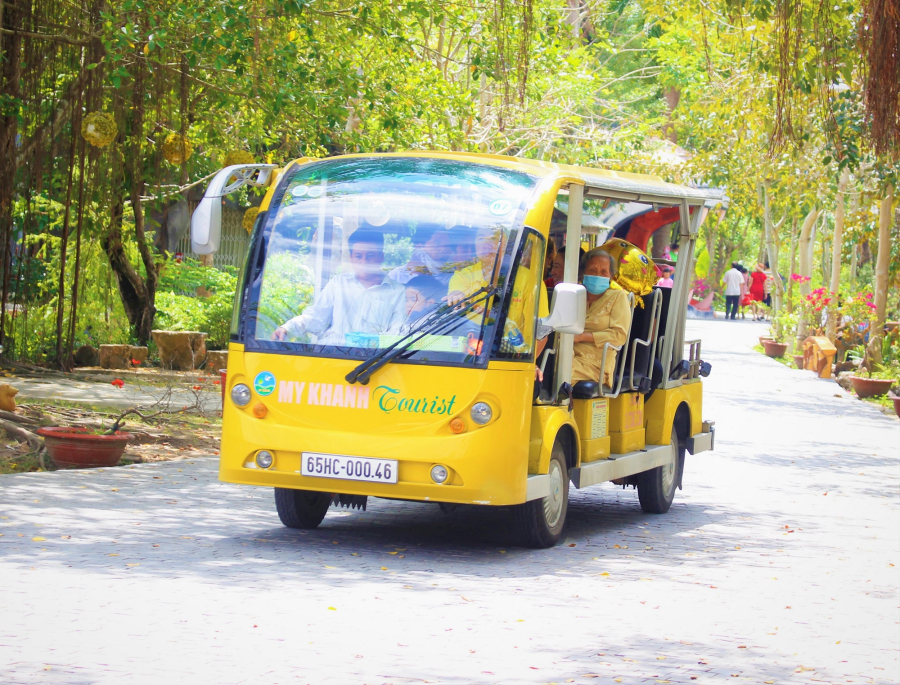 MY KHANH ELECTRIC TAXI